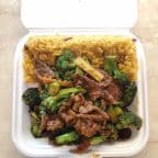 Best Beef w. Broccoli (Combo Platter) 芥兰牛(组合盘) in Jacksonville, FL